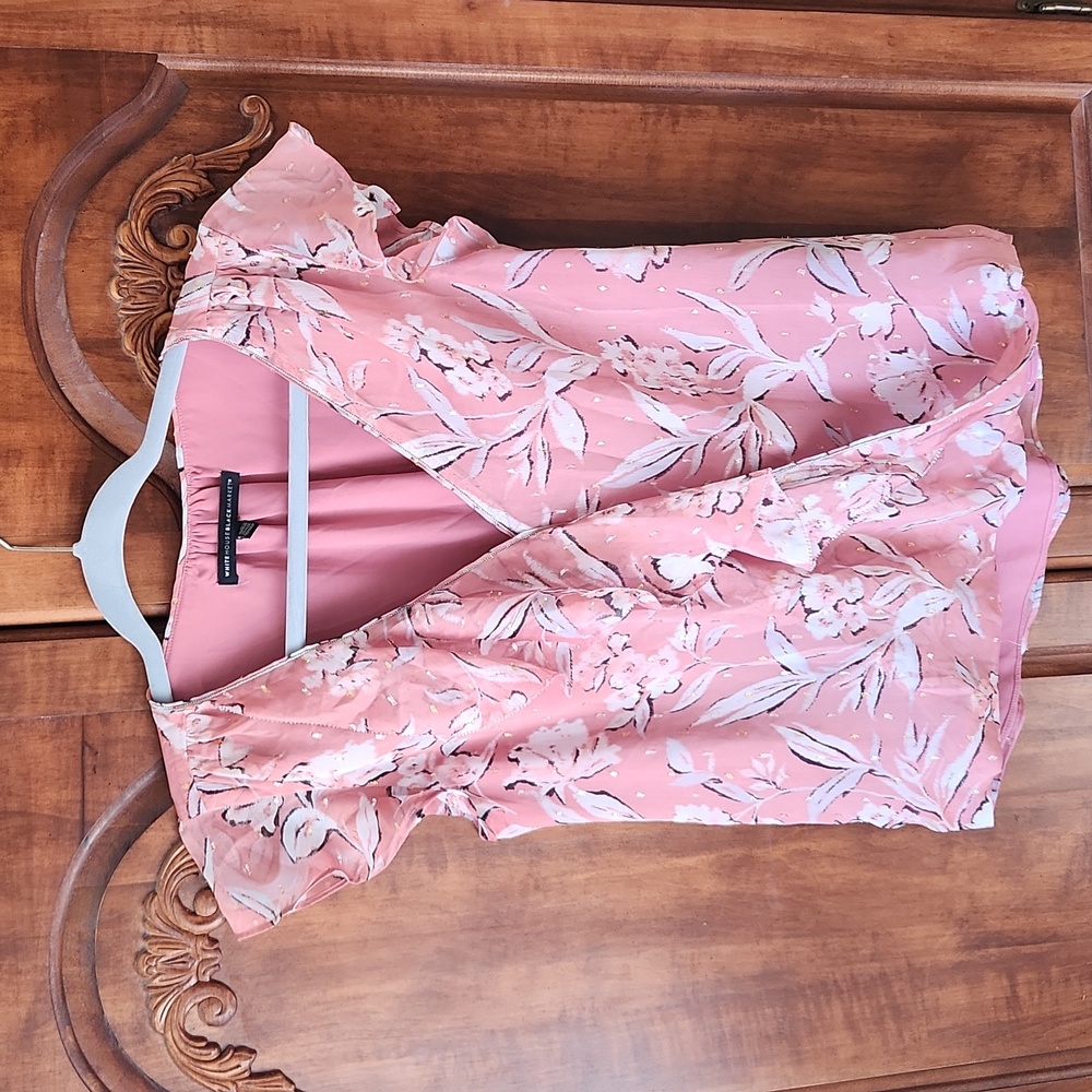 White House Black Market Blouse